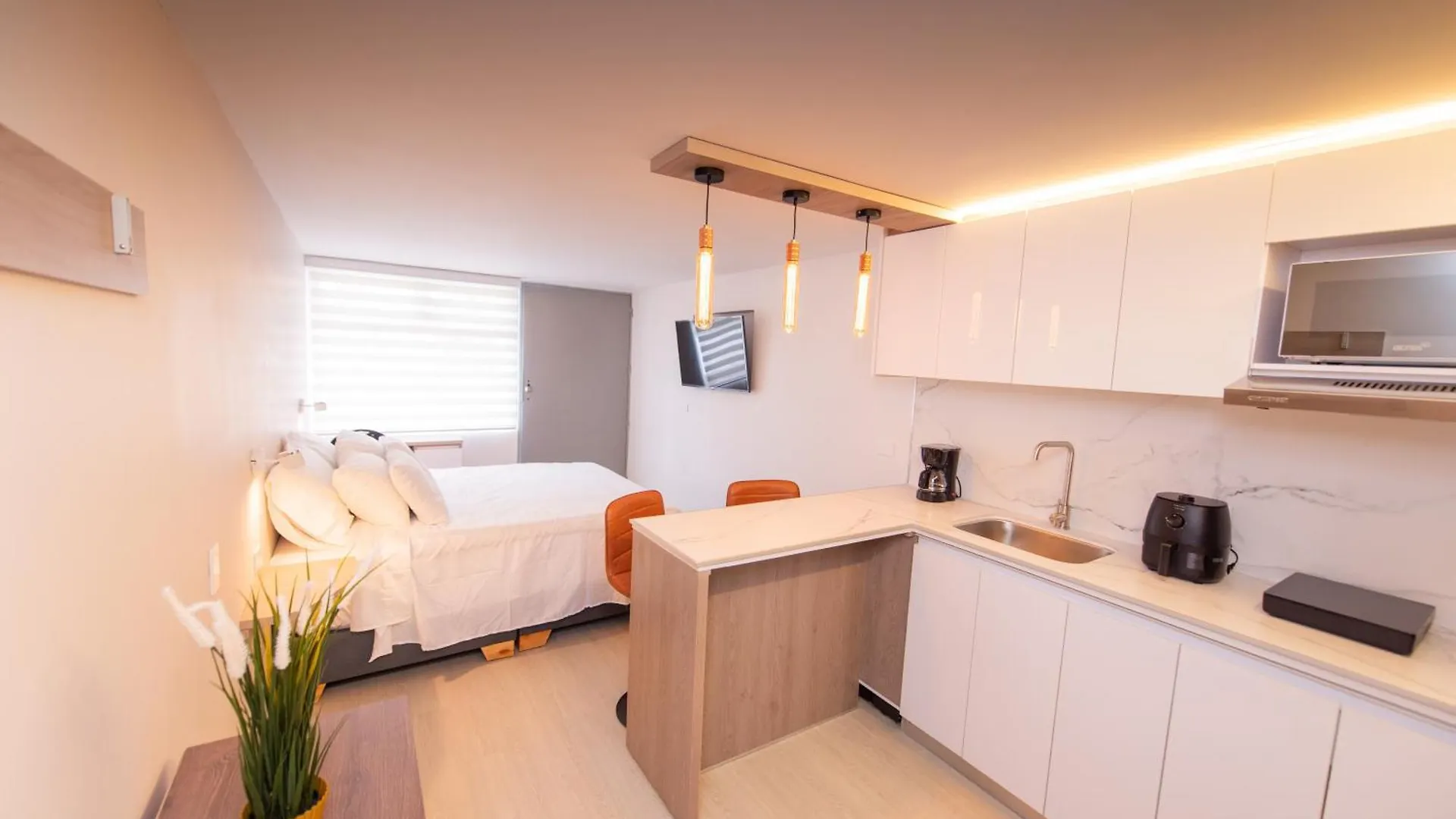 Apart Suites Stay Alhambra Bogotá Apart Otel